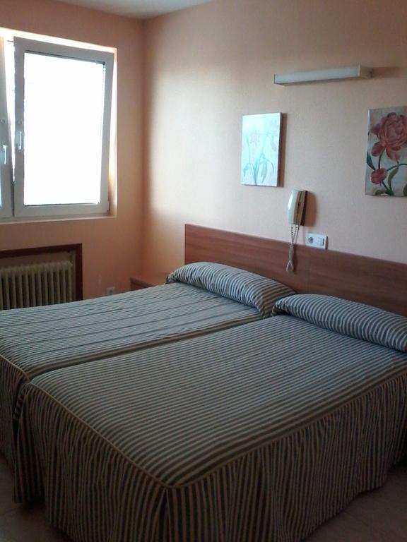 Hotel Buenos Aires Villafría de Burgos Eksteriør billede