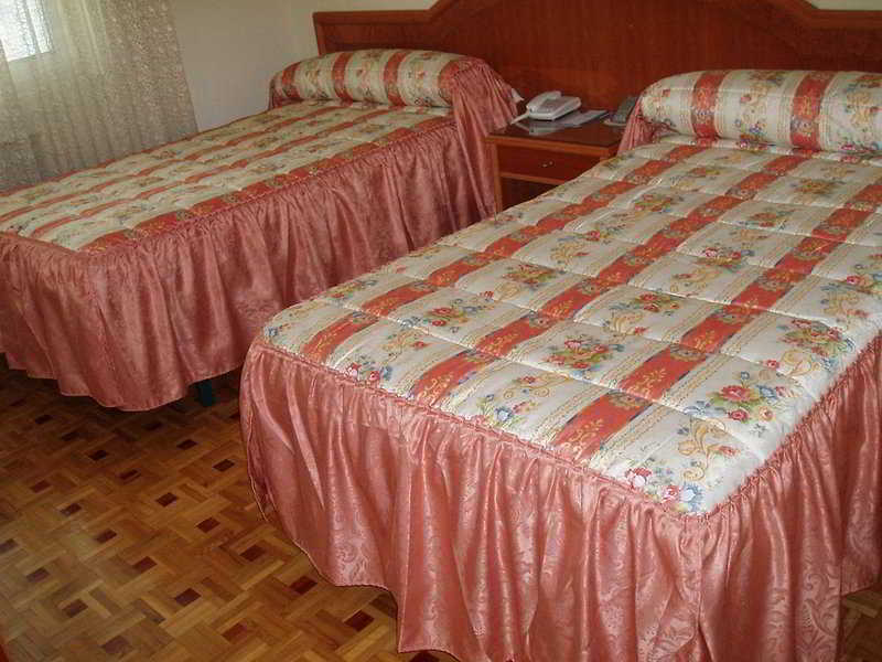 Hotel Buenos Aires Villafría de Burgos Eksteriør billede